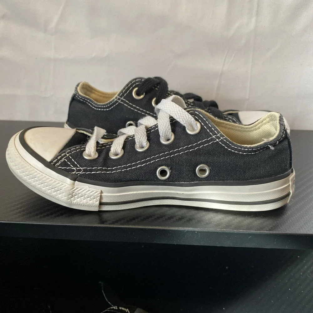 Converse All Star Chuck Taylor Kids Canvas‎ Shoes Low Top Black Boys Size 11
